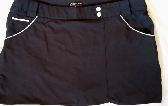 Maggy London Pants - Size 16 Maggie London skorts navy blue white trim